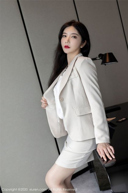 pr18九天狐正能量软件海报