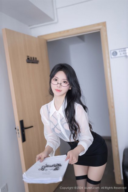 菠萝蜜app最新免费观看海报